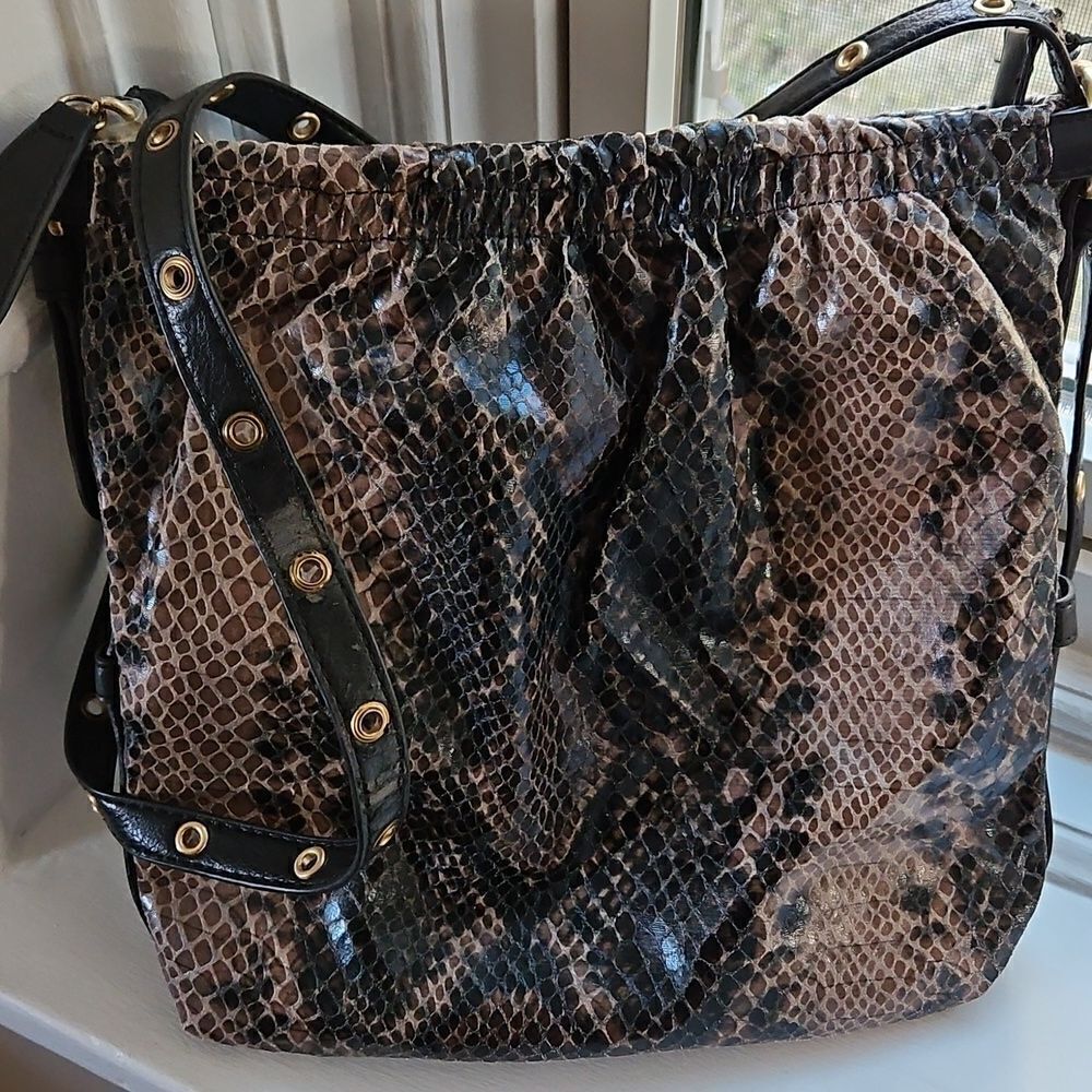 Sondra Roberts Snake Print Shoulder Bag - Picture 2 of 10